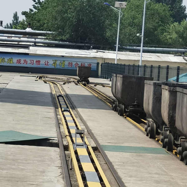 彎道推車(chē)機(jī)