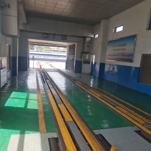 彎道推車機