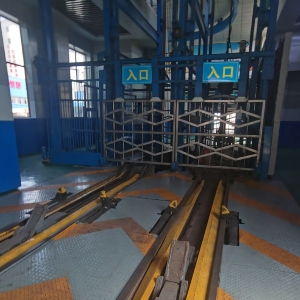 彎道推車機