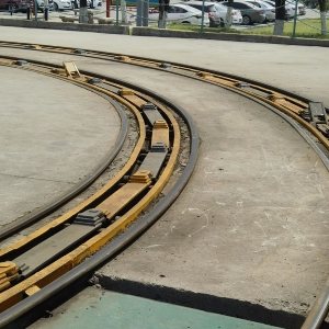 彎道推車機